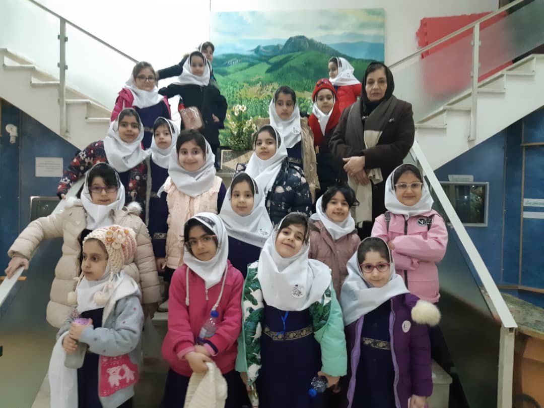 بازدید دانش آموزان پیش دبستان و پایه های اول و دوم از موزه جانورشناسی محیط زیست گیلان